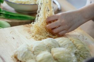 cara membuat mie dengan mesin