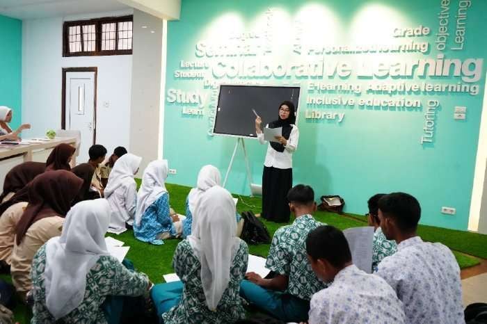 Proyek Cocomesh dalam Kegiatan Belajar Kolaboratif