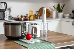 penggunaan peralatan dapur modern