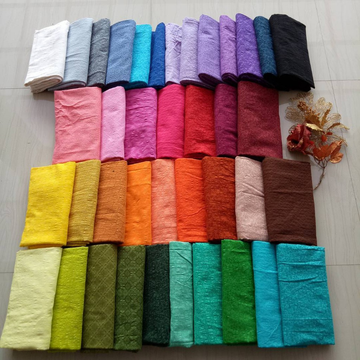 bagaimana memilih bahan embos dengan tekstur yang nyaman