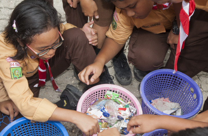pengolahan sampah solusi lingkungan
