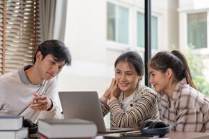 pentingnya TOEFL bagi mahasiswa