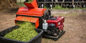 alat pencacah rumput hasil halus